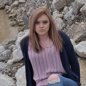 Meet your Posher, Maddie